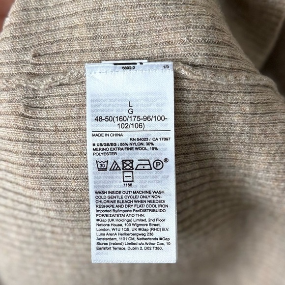 GAP Soft Wool Blend Rib V-Neck Sweater In Beige Size Large - Picture 8 of 9